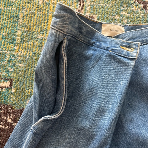 The Row wide leg crossover jeans in perfect blue denim - Picture 6 of 10